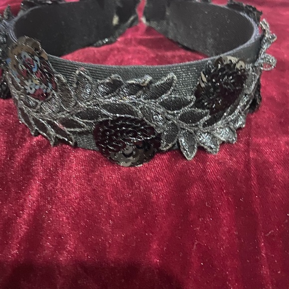 Accessories - Pretty Hairband